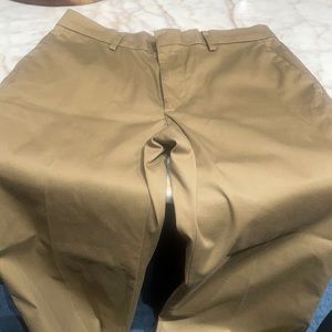 Dockers iron free khaki